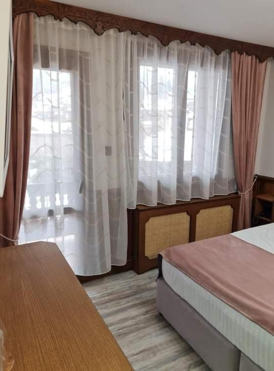 Chuchura Family Hotel 코프리브시티차 외부 사진