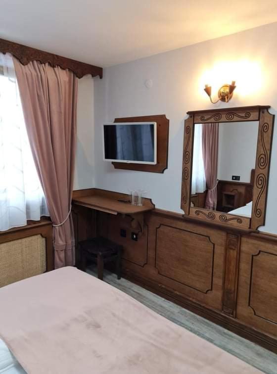 Chuchura Family Hotel 코프리브시티차 외부 사진