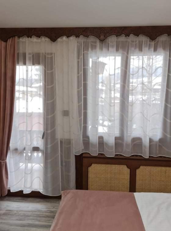 Chuchura Family Hotel 코프리브시티차 외부 사진