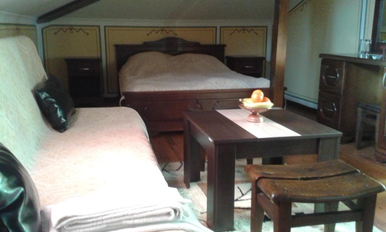 Chuchura Family Hotel 코프리브시티차 외부 사진