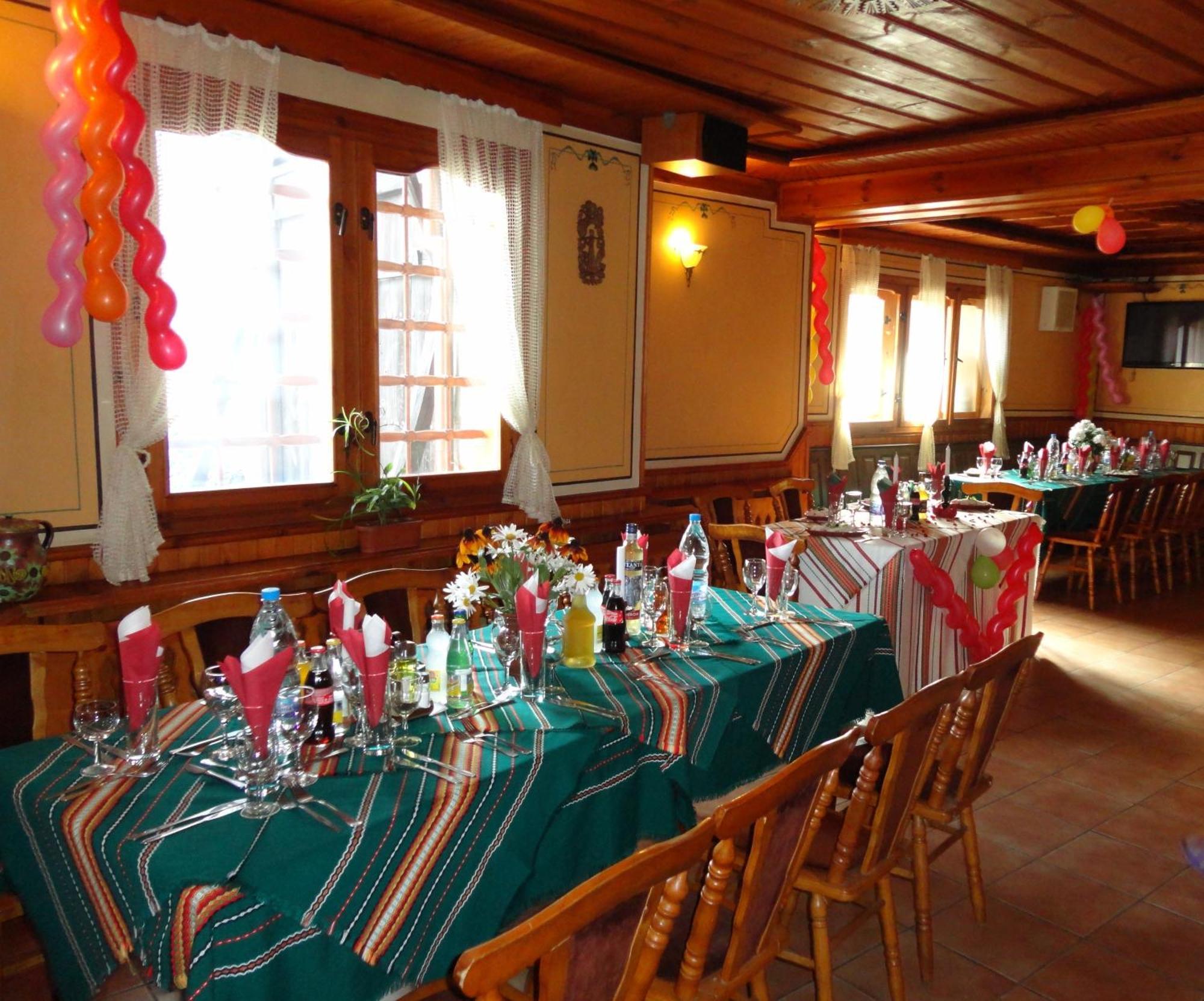 Chuchura Family Hotel 코프리브시티차 외부 사진