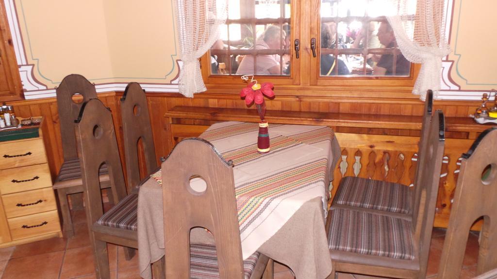 Chuchura Family Hotel 코프리브시티차 외부 사진